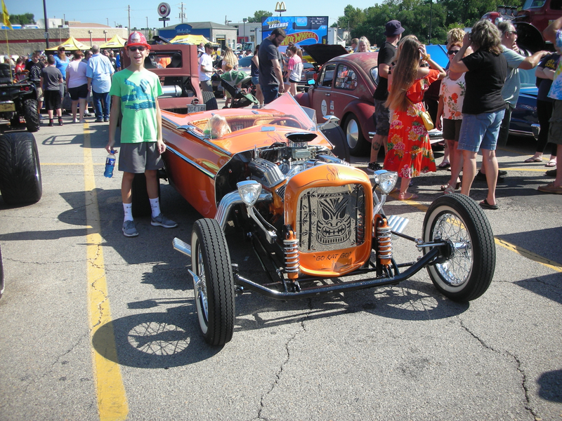 Illustration for article titled Taking photos of cars at car shows